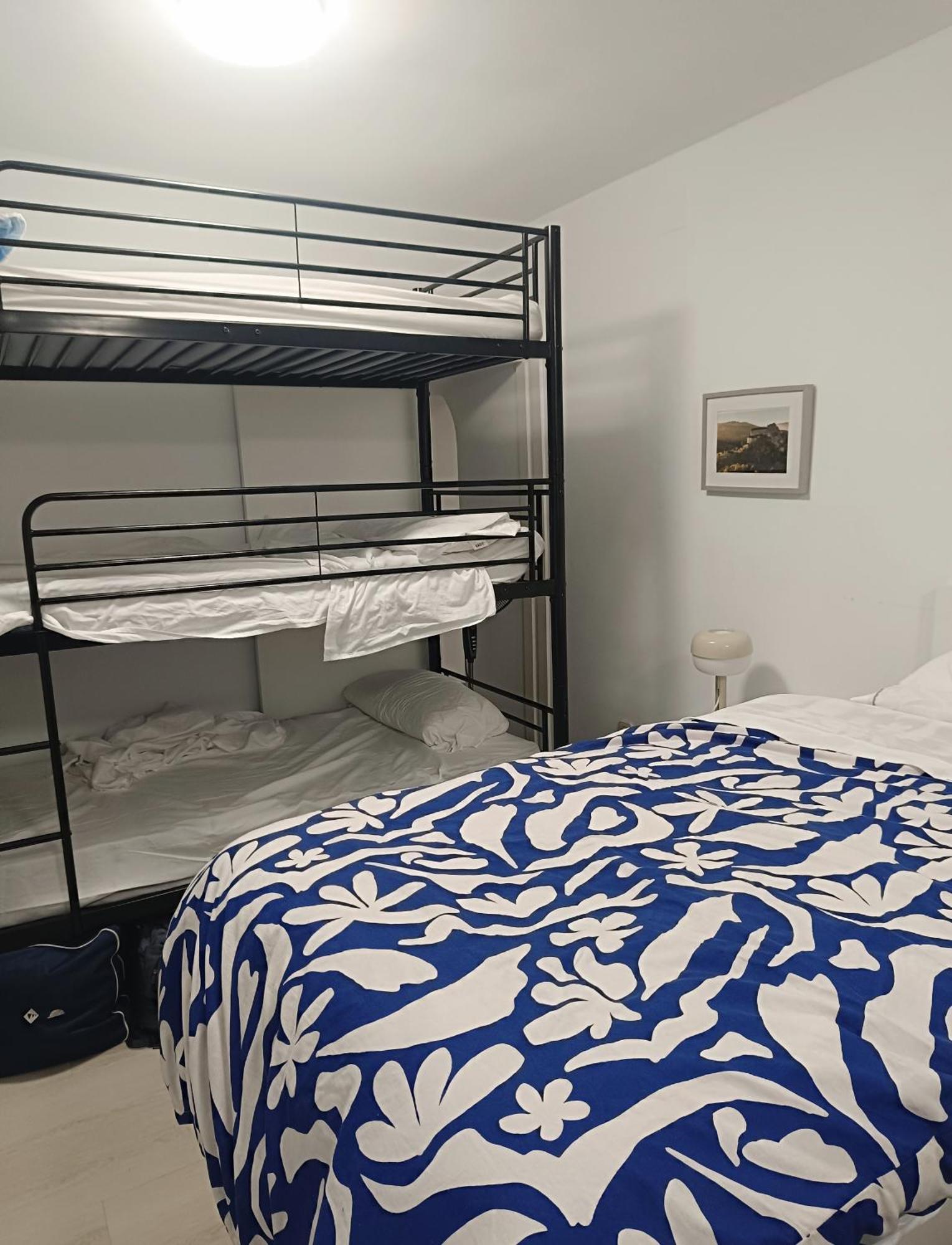 מדריד Hostel Latimoamericano Masculino מראה חיצוני תמונה